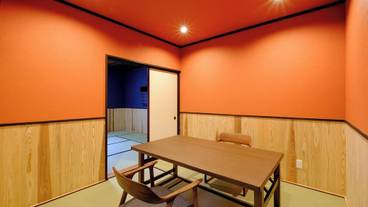 客室内のダイニングエリア / 8