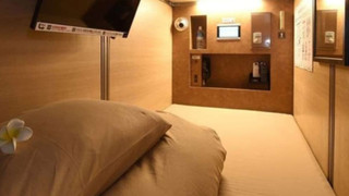 カプセルルーム 男性専用 2名様 禁煙