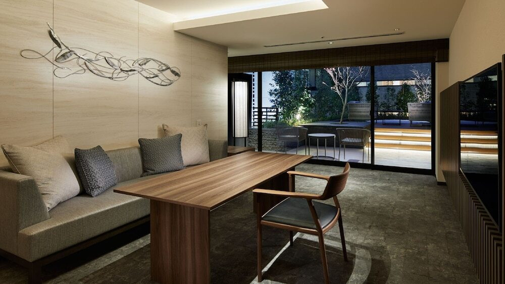 アフタヌーンティーの後は、そのままホテルにご褒美ステイ♪3530119