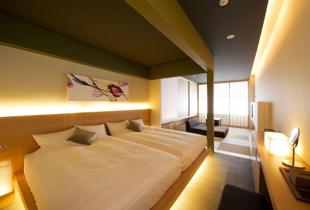 全室ヒバのお風呂付き。町家スタイルのデザイナーズホテル4045859