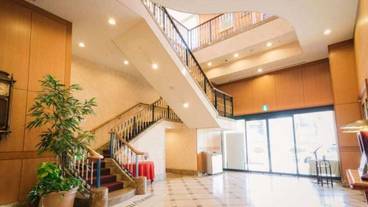 内部エントランス / 2