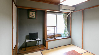 和室共用トイレ３人