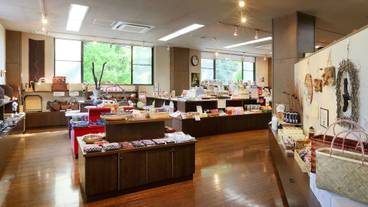 ギフト ショップ / 11