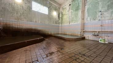 施設内の設備 / 25