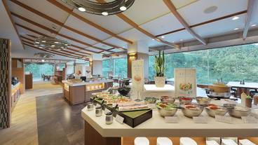 朝食スペース / 6