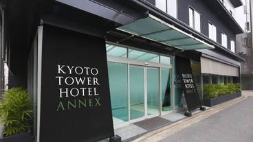 施設の入り口 / 11