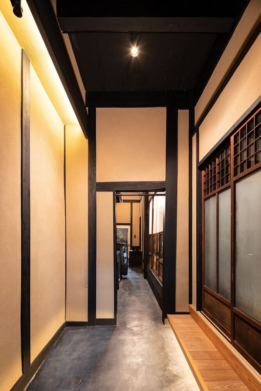 内部エントランス