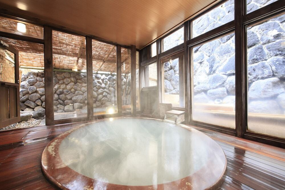 4. 全館畳敷きで気持ち良い！大正ロマンな宿「おおみや旅館」3484491