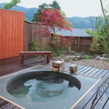 由布の山麓にある源泉かけ流しの温泉宿で癒しのひとときを3553380