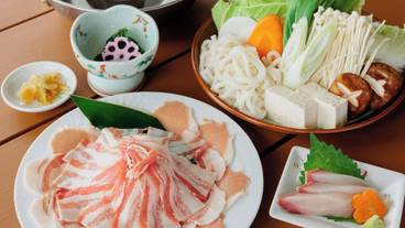 食事・飲み物 / 3