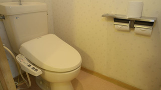 杜を眺める和室 禁煙（バス無トイレ付10畳）