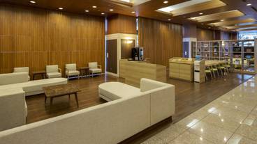 ロビーラウンジ / 11