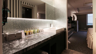 [禁煙] フレンチゴシック/デラックスダブル キングベッド 1 台