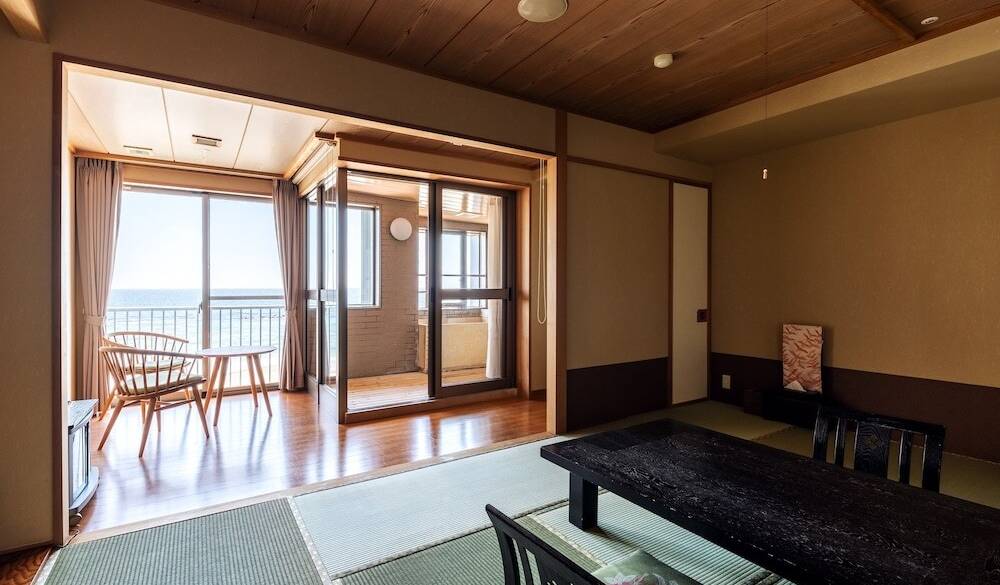 展望風呂客室「東海亭」 / 2