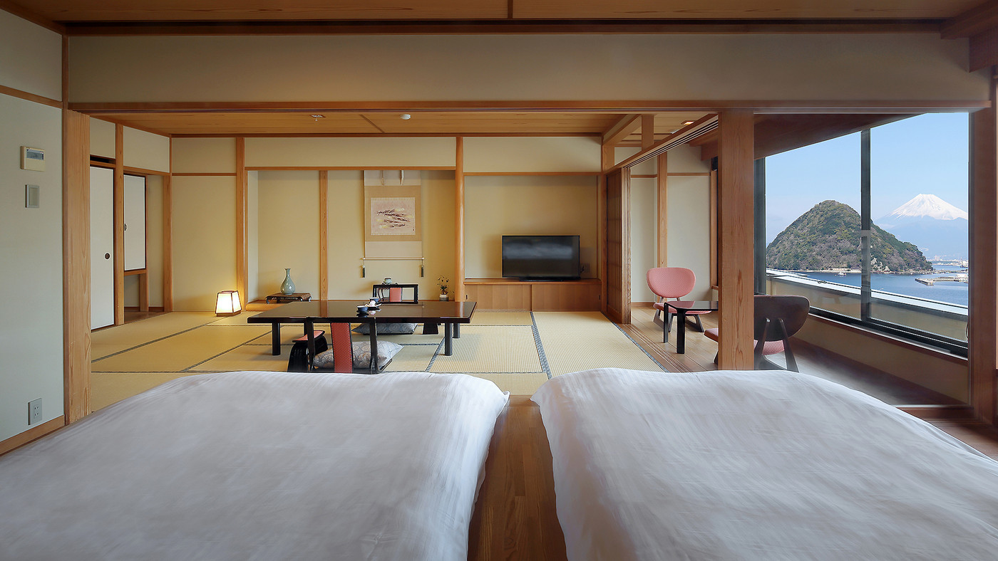 海と富士山の絶景をふたりで堪能できる宿4240291