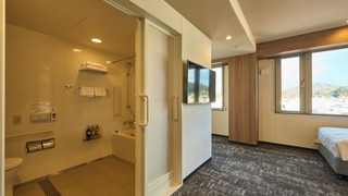 ユニバーサルツインルーム