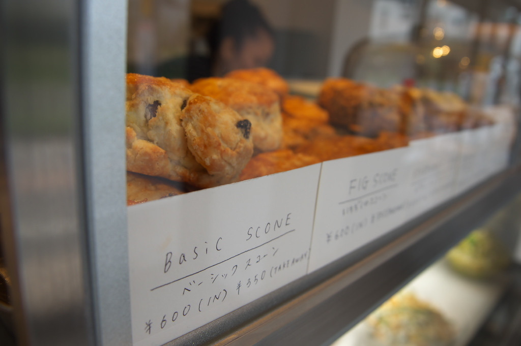 「マーガレット・ハウエル 吉祥寺 SHOP & CAFE」料理 10490 スコーン各種