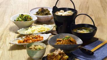 食事・飲み物 / 33