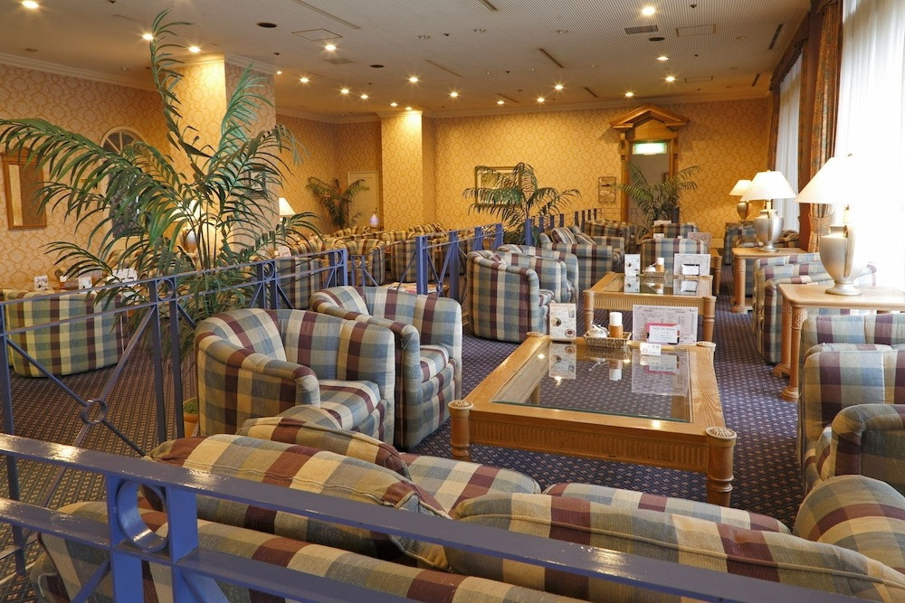 ロビーラウンジ