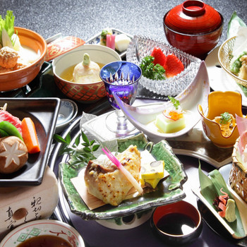 スタイリッシュな雰囲気が魅力的な温泉旅館3643014