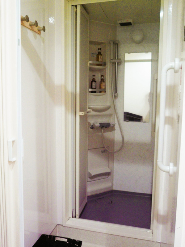 ３階　共用のシャワールーム？