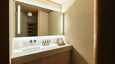 洗面　一例 / 18