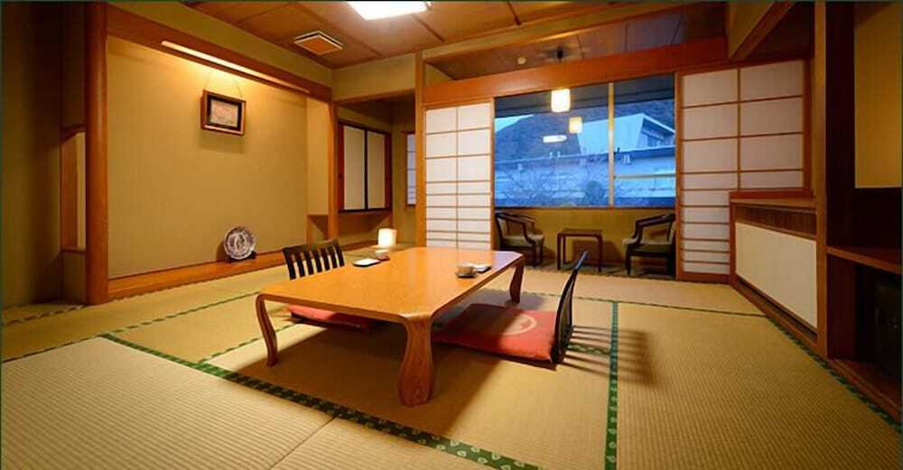 展望露天風呂やよもぎ蒸しで心も体もデトックス4064918