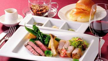 食事・飲み物 / 7