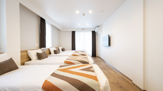 デラックス 4 人部屋