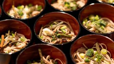 食事・飲み物 / 4