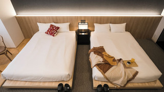 コンフォート スタジオ ダブルベッド 2 台 禁煙