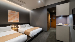 スーペリア ダブルルーム ダブルベッド 2 台 禁煙 専用バスルーム