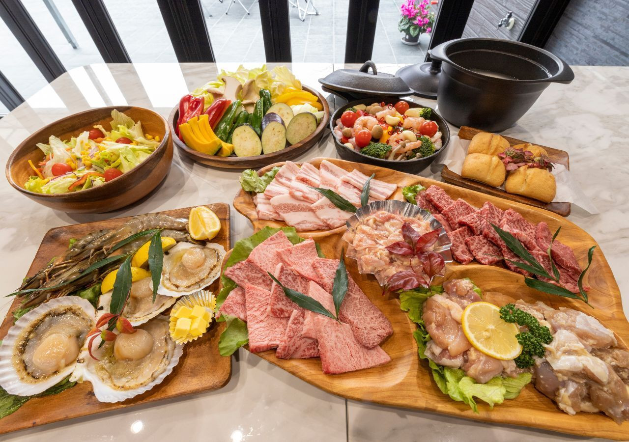 景色と食事で季節を堪能して3550820