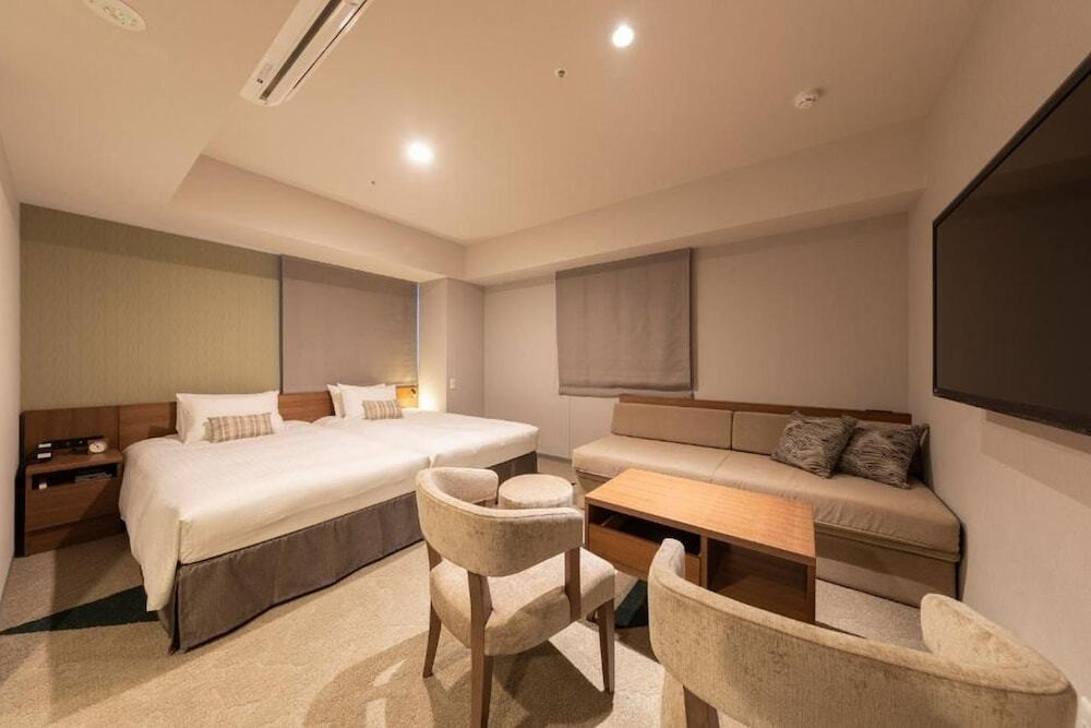 プレミアツイン