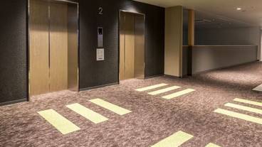 エレベーター / 2