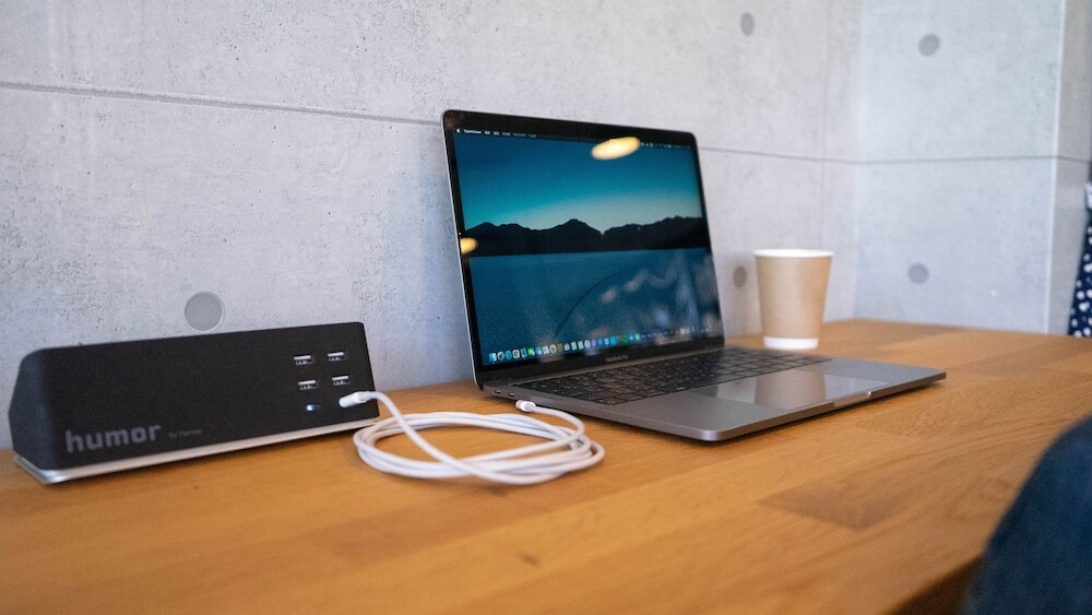 ロビーラウンジ