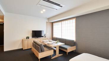 客室内のダイニングエリア / 29