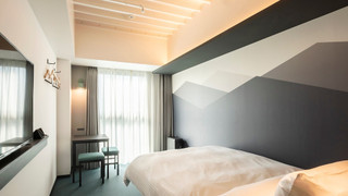 スタンダード ダブルルーム 無料軽朝食付