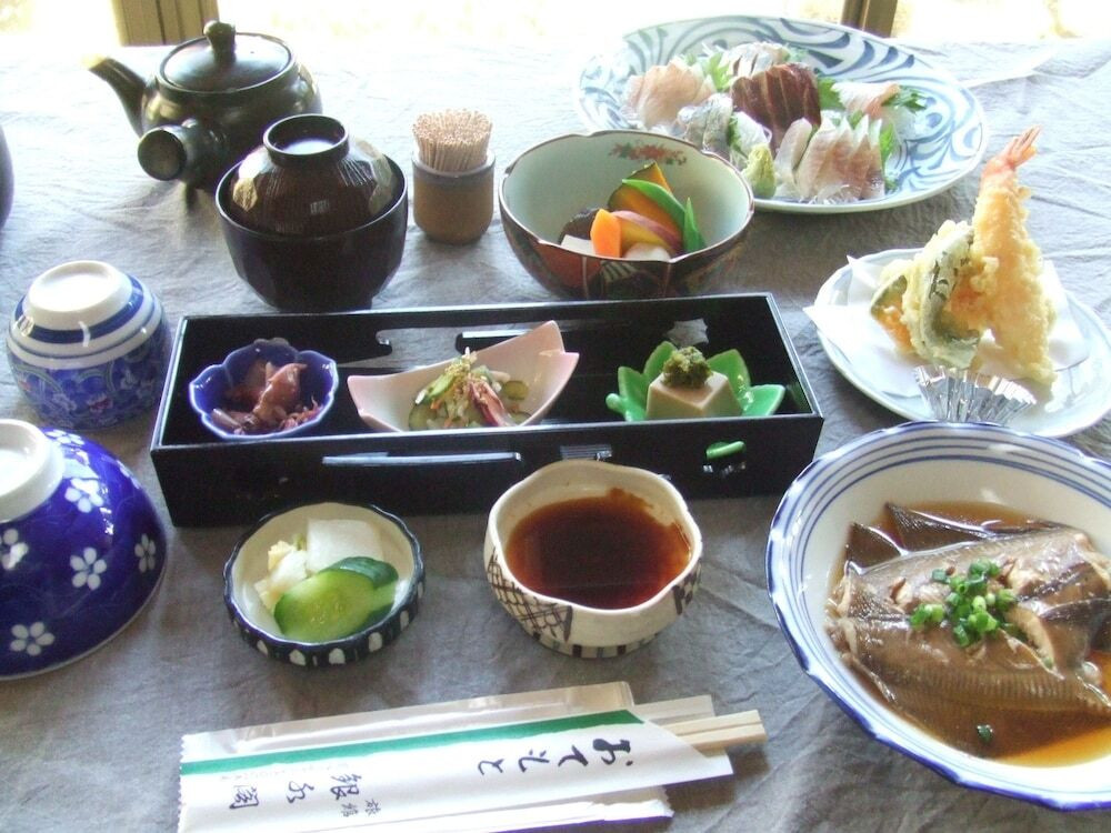 旅館のお食事処