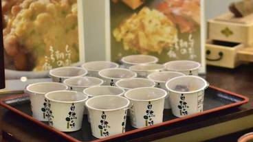 食事・飲み物 / 8