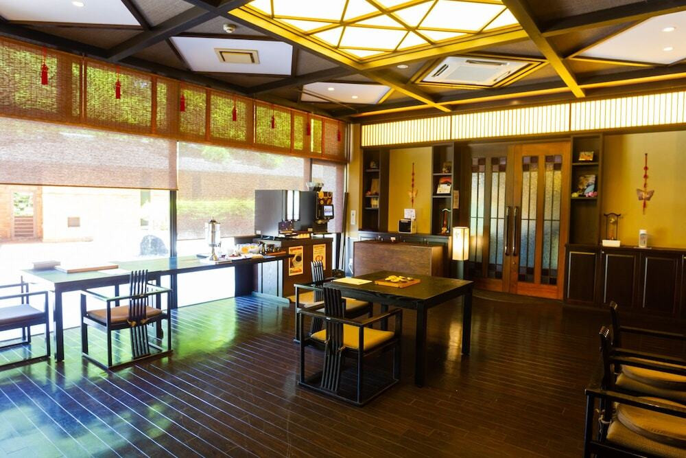 ラウンジ 千夜(1)