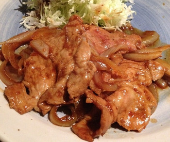 「為御菜 東京駅黒塀横丁店」料理 1072728 生姜焼きのアップ