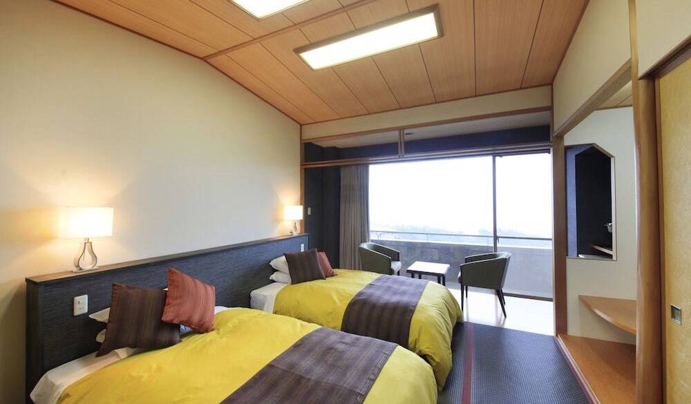 露天風呂付き客室も！
旅心をくすぐる部屋 / 2