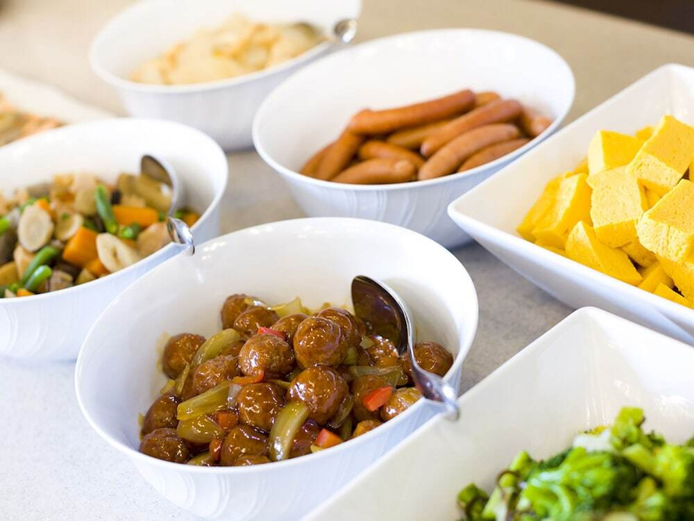 バランスよく色々食べれる無料朝食3427022