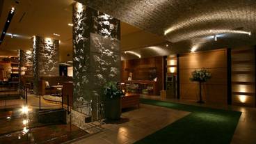 内部エントランス / 2