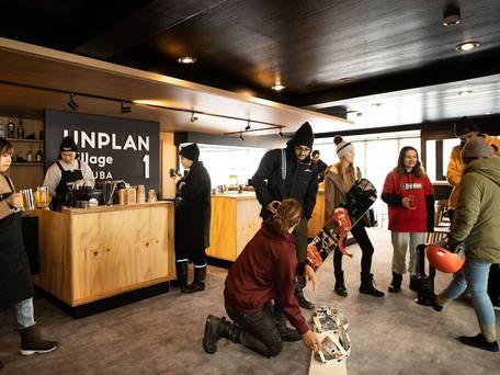 UNPLAN Village Hakuba / 1