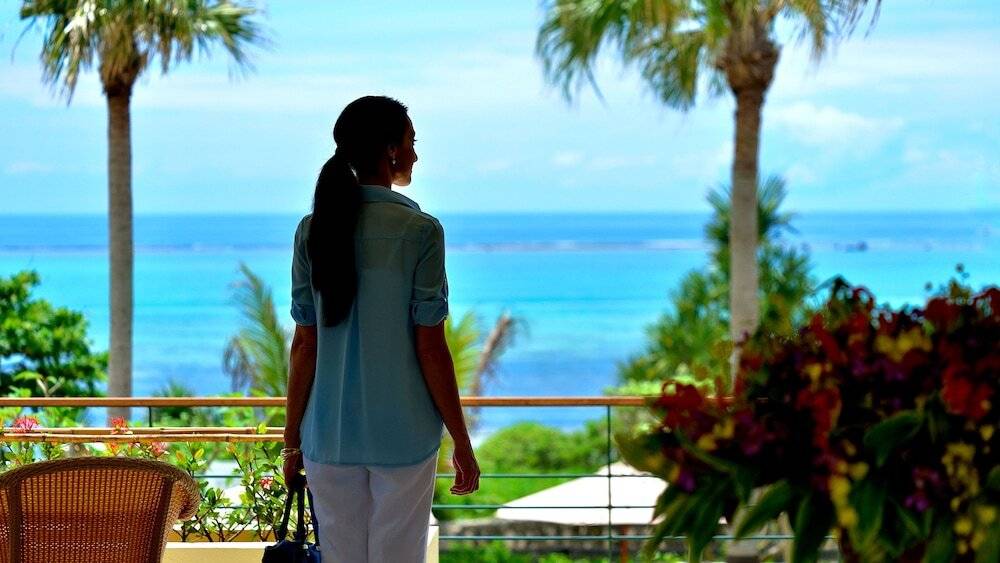 沖縄の原風景が広がる
レセプションで手続き / 4