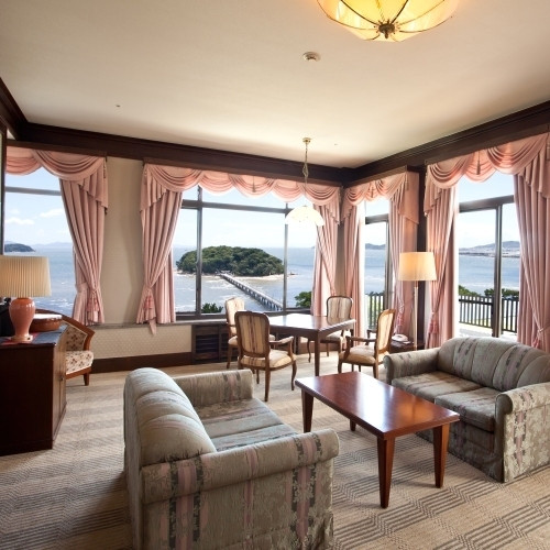 ロイヤルルーム