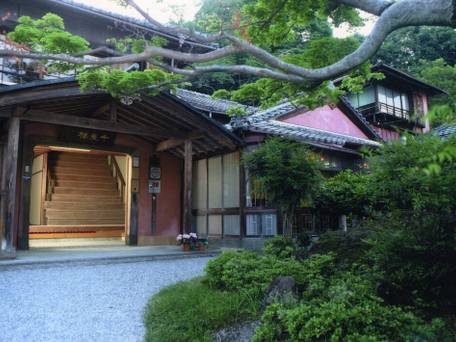 千歳楼（せんざいろう） / 1