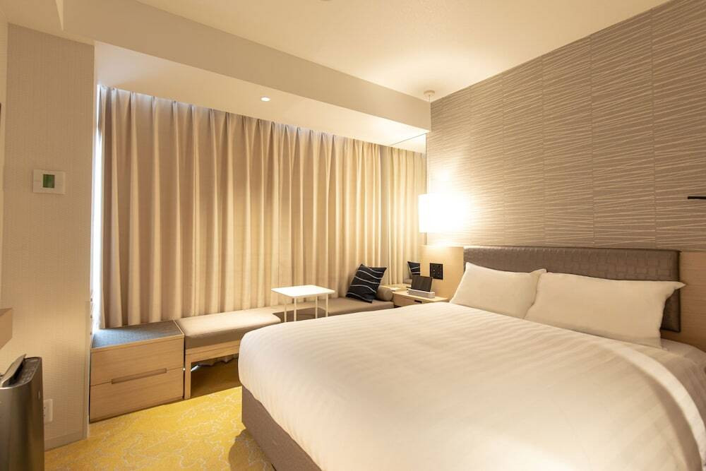 充実のアメニティバーや無料で使えるカフェがうれしい♡4024081